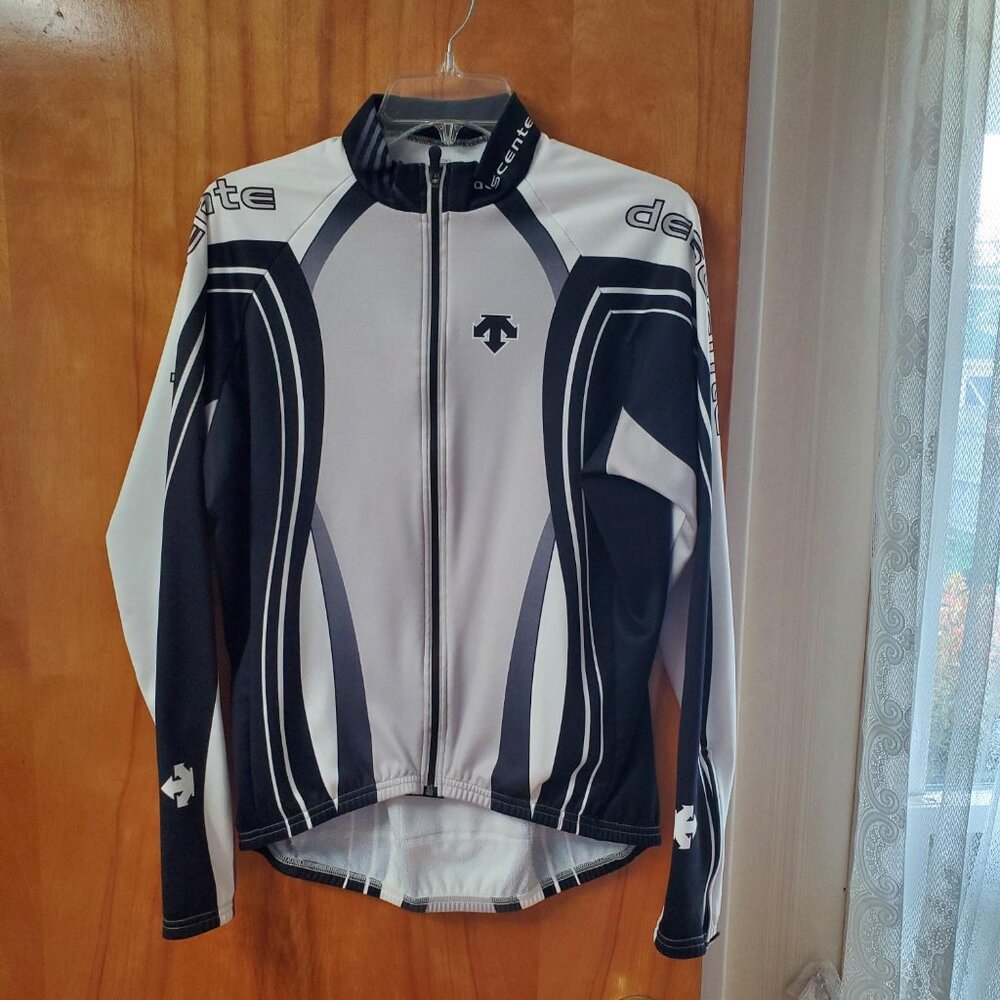 Descente Long Sleeve Performance Cycling Top - Size M